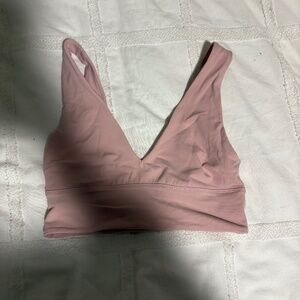 Lululemon blush pink sports bra ✨